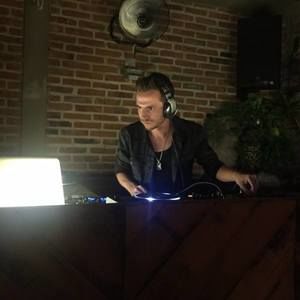 Meet your Posher, Jesus